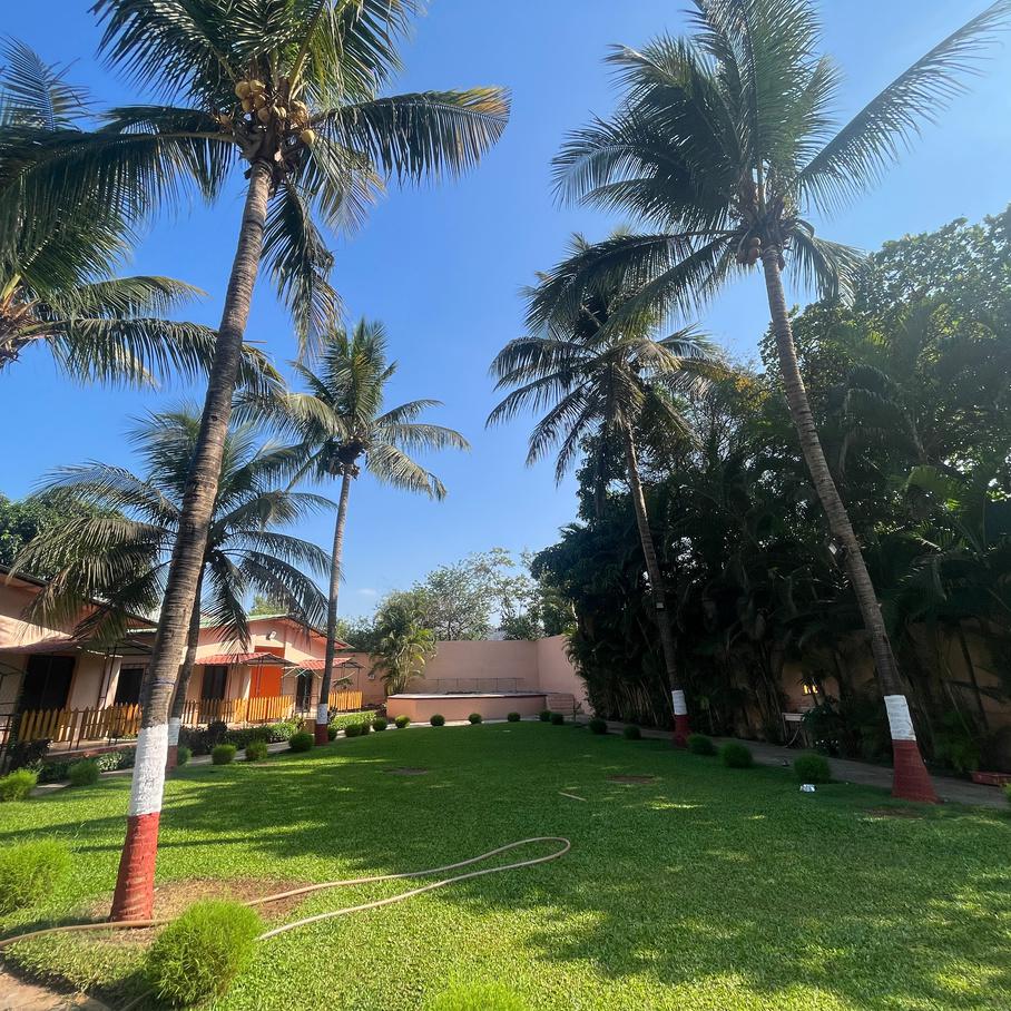 AC Cottage Farmhouse with Private Pool